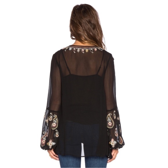 Love Sam (Revolve) Paisley Embroidered Long Sleeve Top szS - Picture 3 of 13